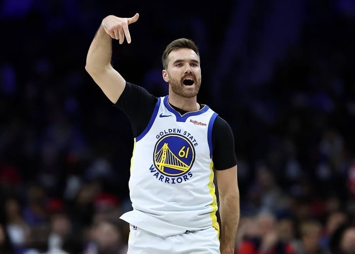 冲刺阶段金州勇士调整名单以备CBA季后赛，外线爆发环节打磨，更衣室稳定，年轻球员得到机会的简单介绍